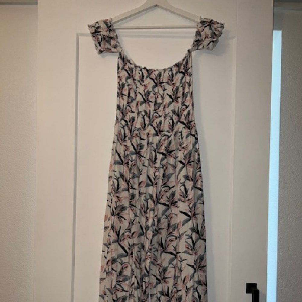 Off the Should, Floral Jumpsuit
